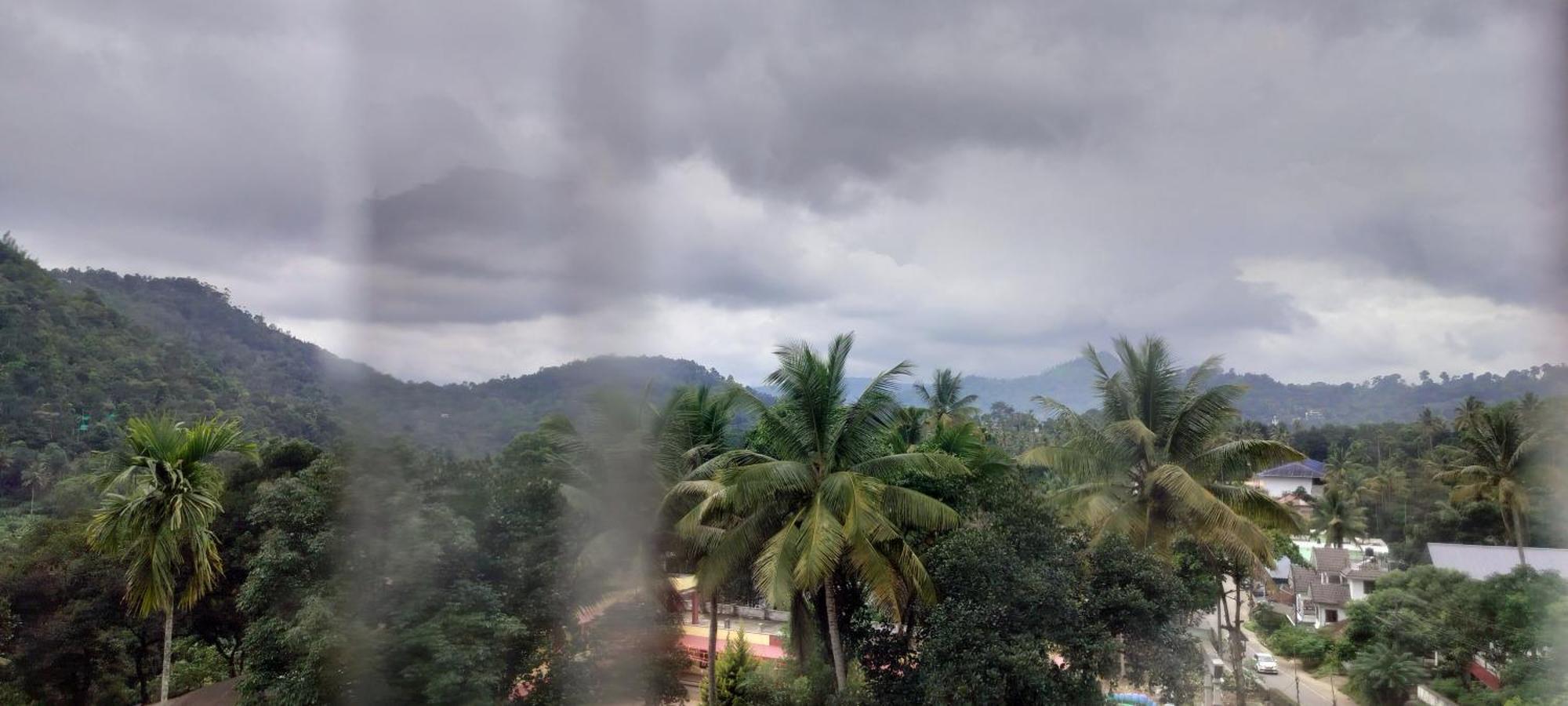 Himadri Holidays Homestay Munnar