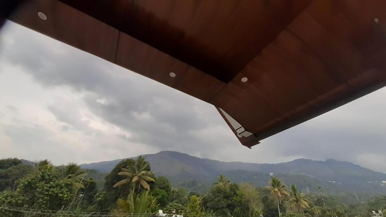 Himadri Holidays * Munnar