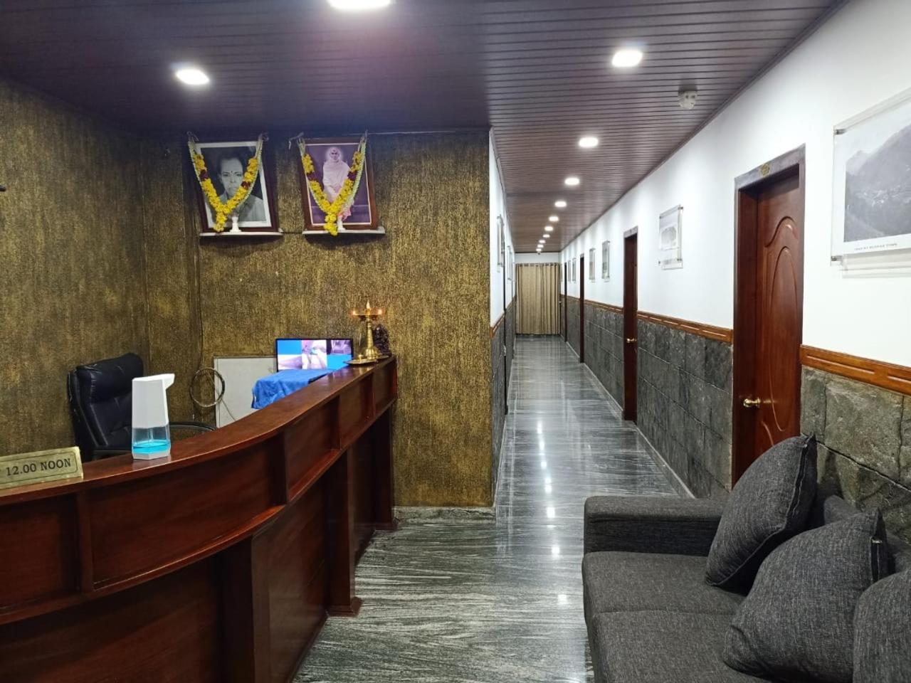 Hotelgurubhavan Hotel 5*