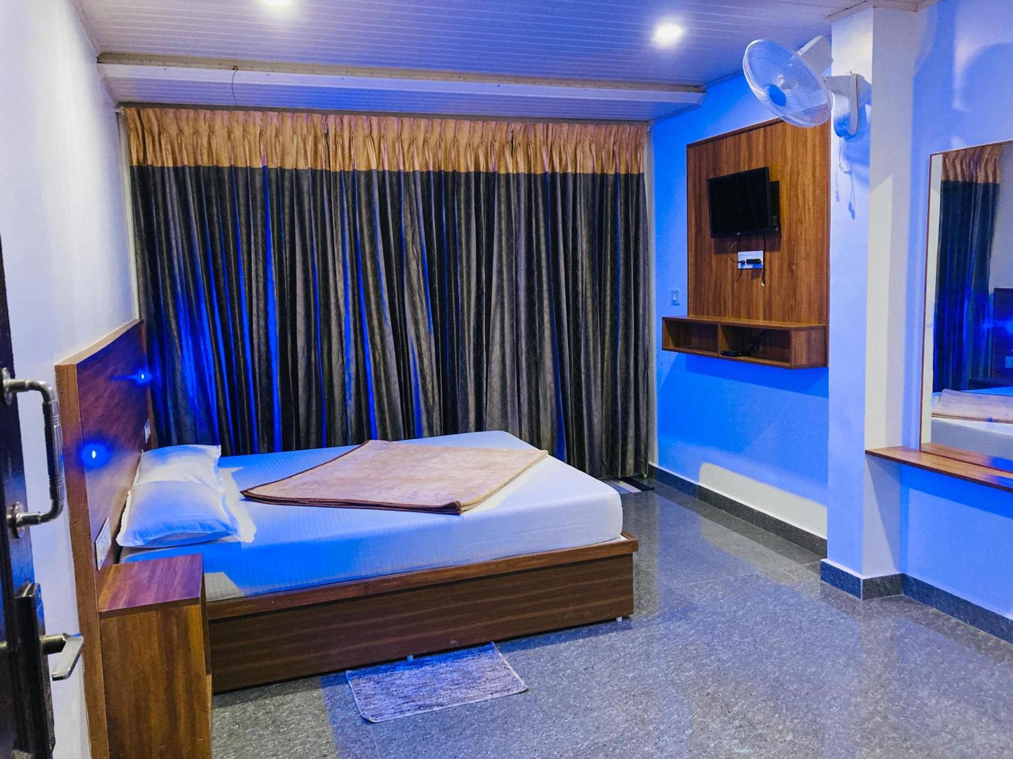 Carmel Homestay *