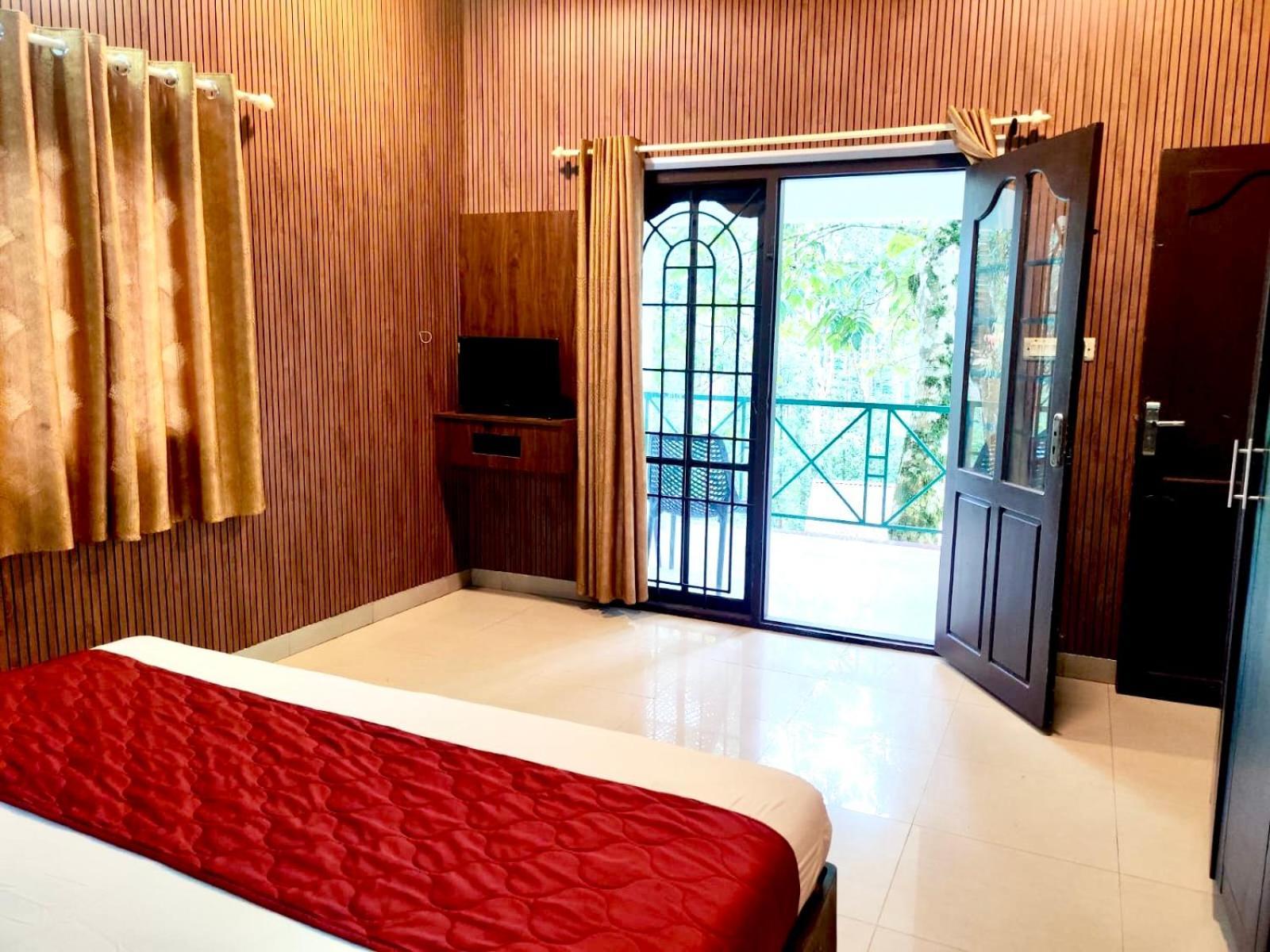 Ayur Mount & Resort Munnar