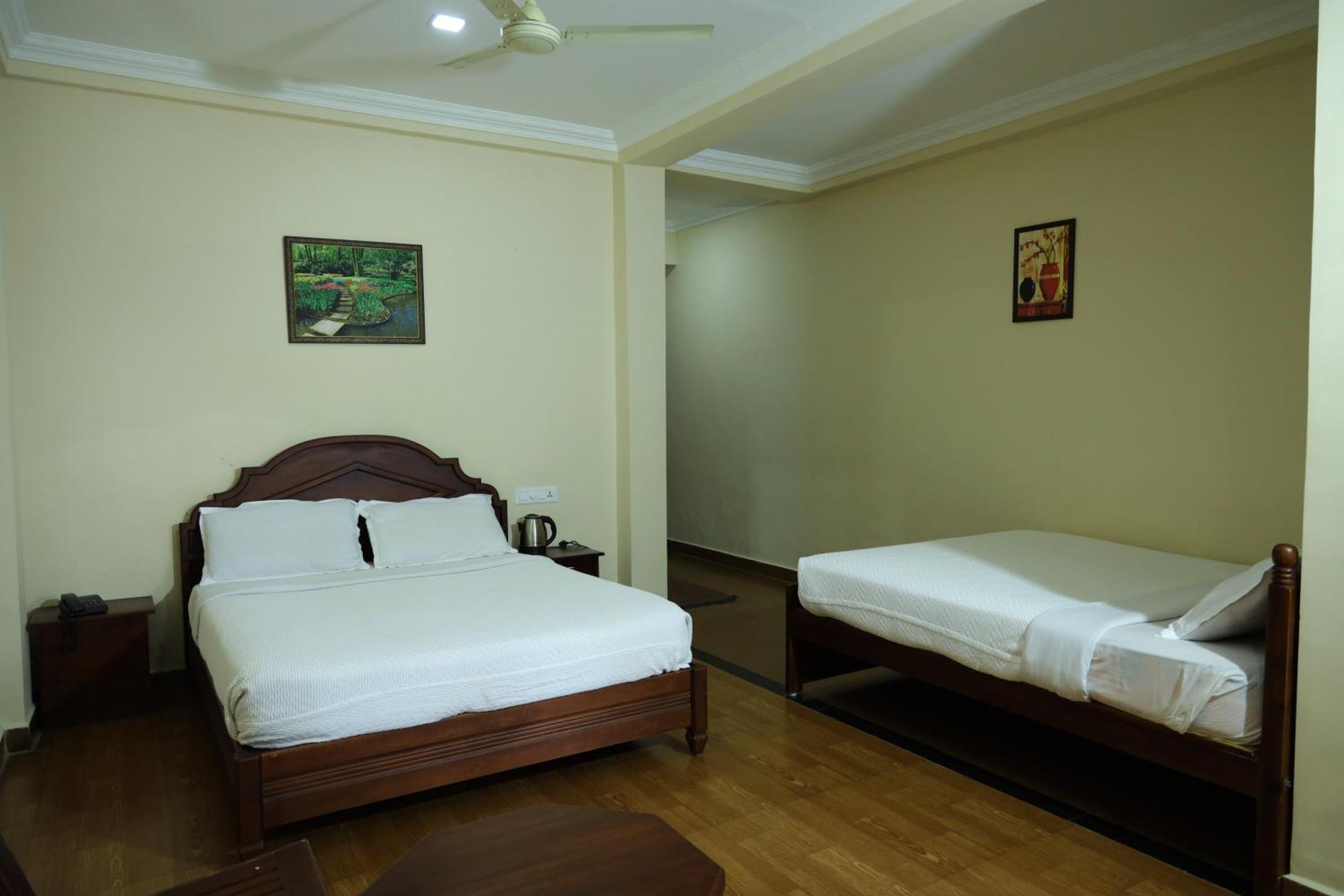 Resort Lakezone Holiday 3*