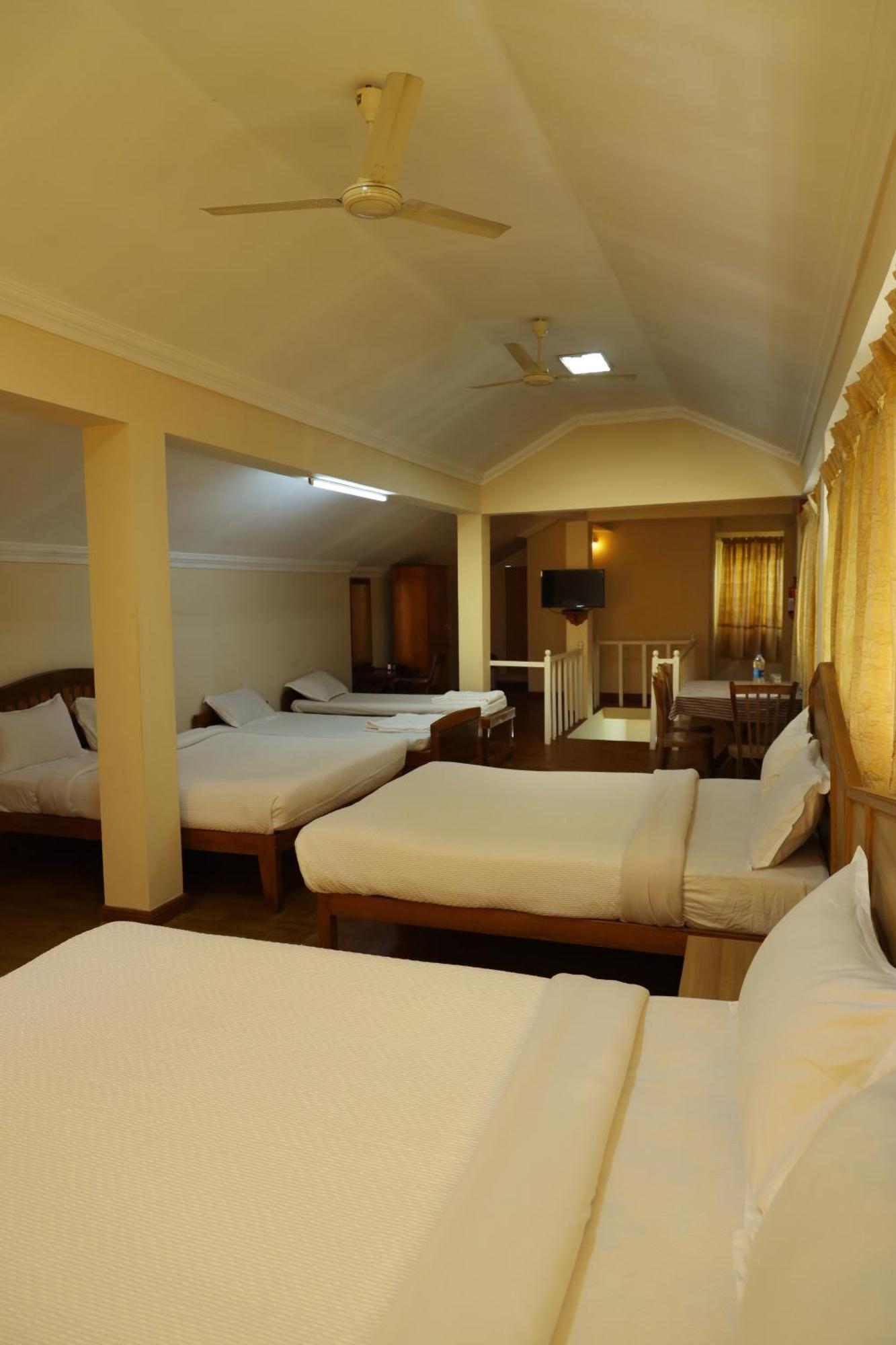 Lakezone Holiday Resort 3*