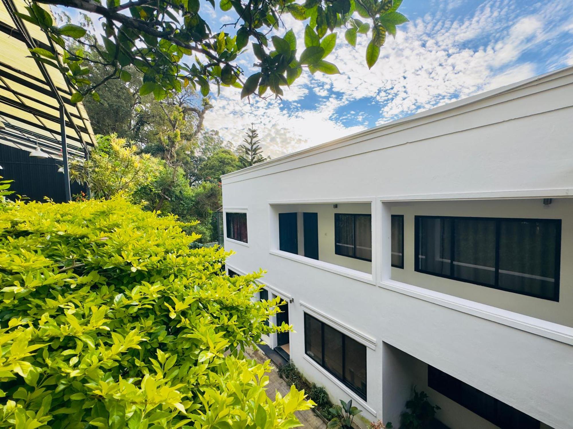 Veu Retreat