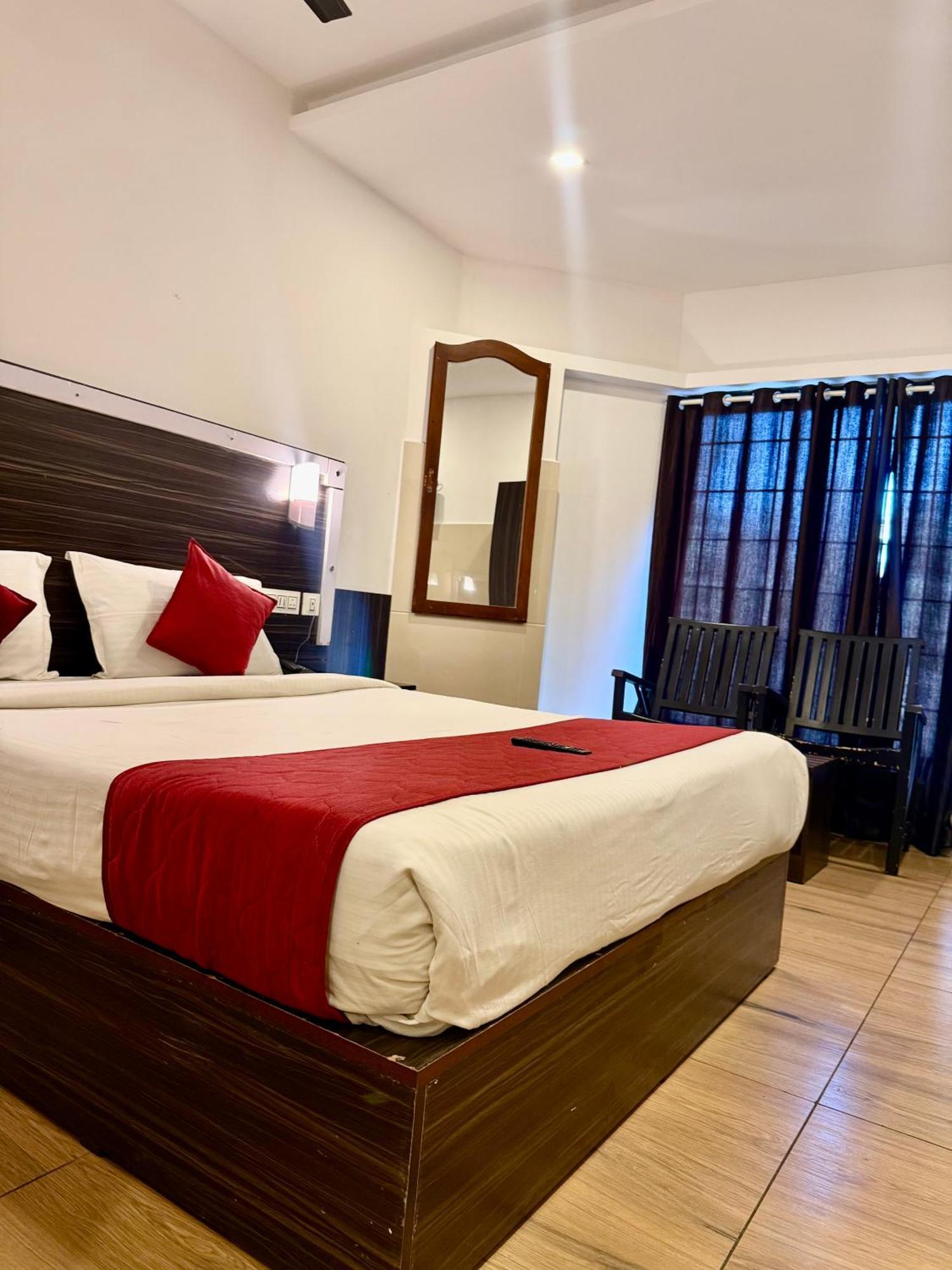 Hotel Skylark Holidays