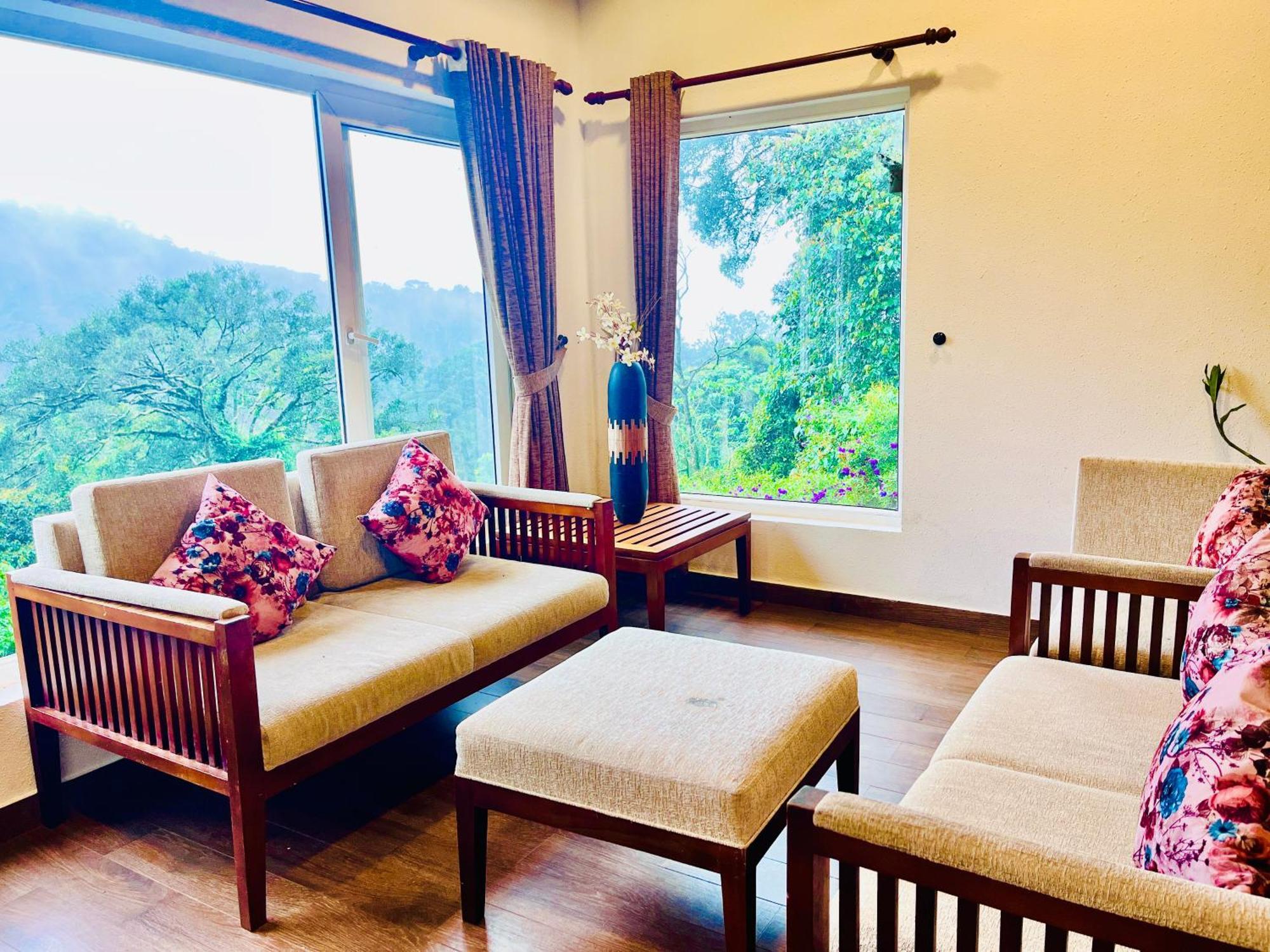 The Raarees Mist Resort, - Nested In Nature's Lap 4* Munnar