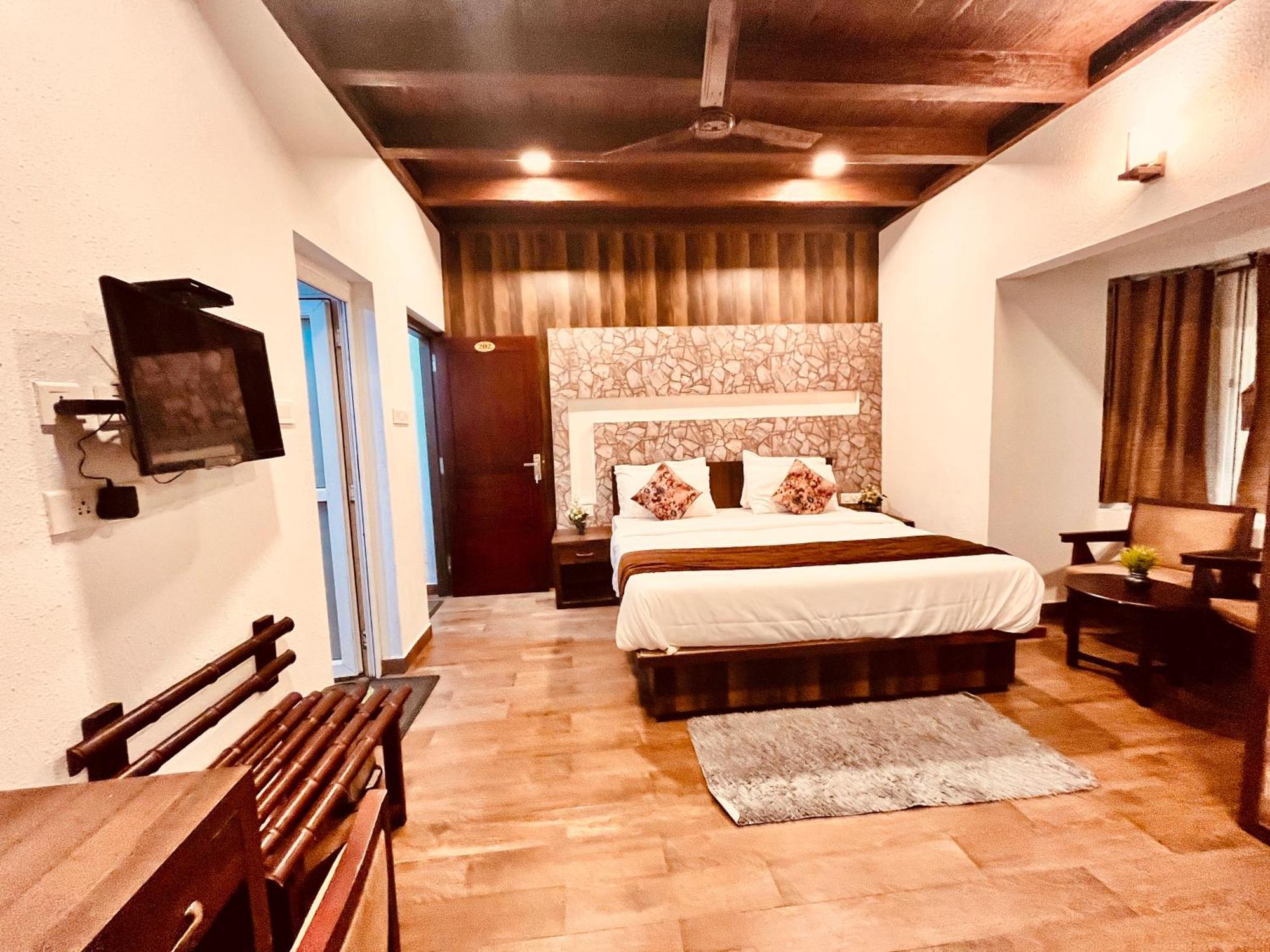 Tea Estate And - Away From Hustle Hotel 3*