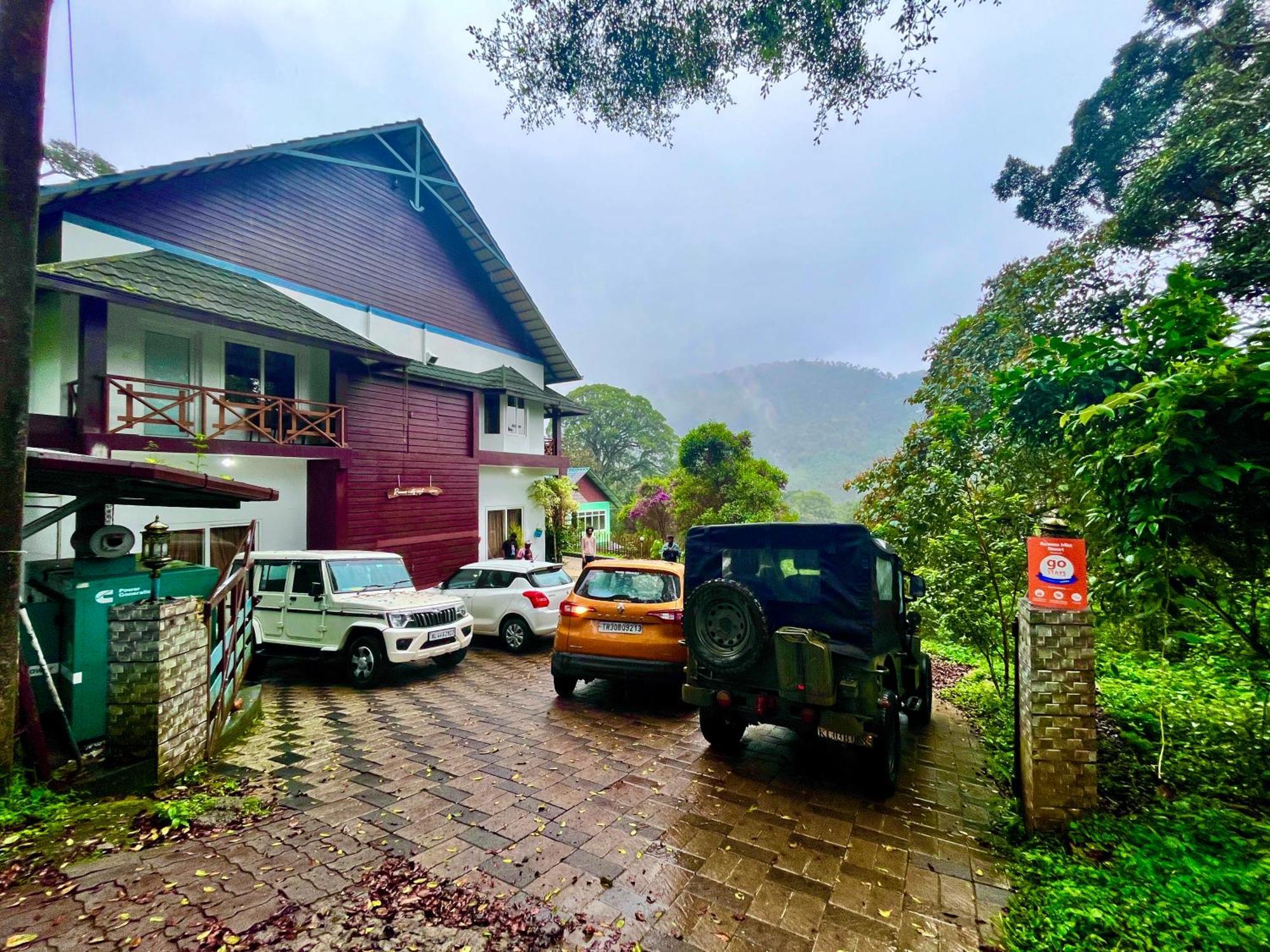 Tea Estate And - Away From Hustle Hotel Munnar