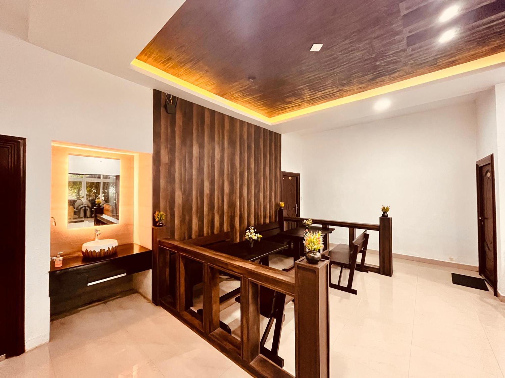 Hotel Tea Estate And - Away From Hustle 3*