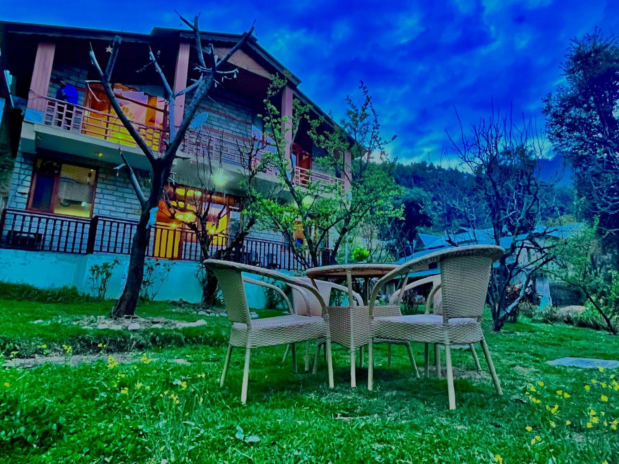 Tea Estate And - Away From Hustle