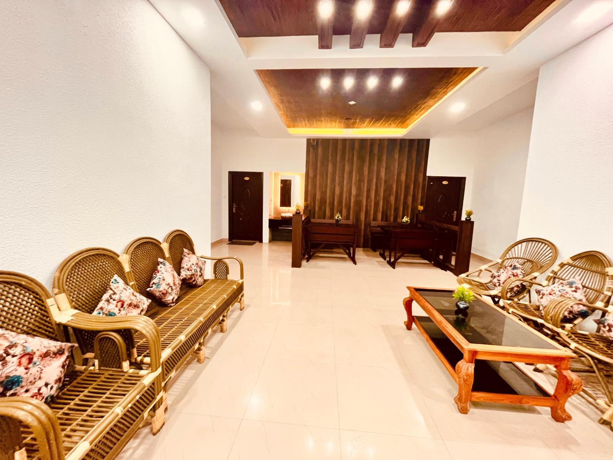 Tea Estate And - Away From Hustle Hotel
