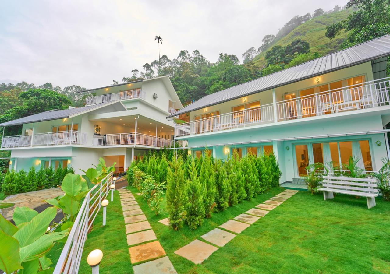 Ice Mist Pool By Voye Homes * Munnar