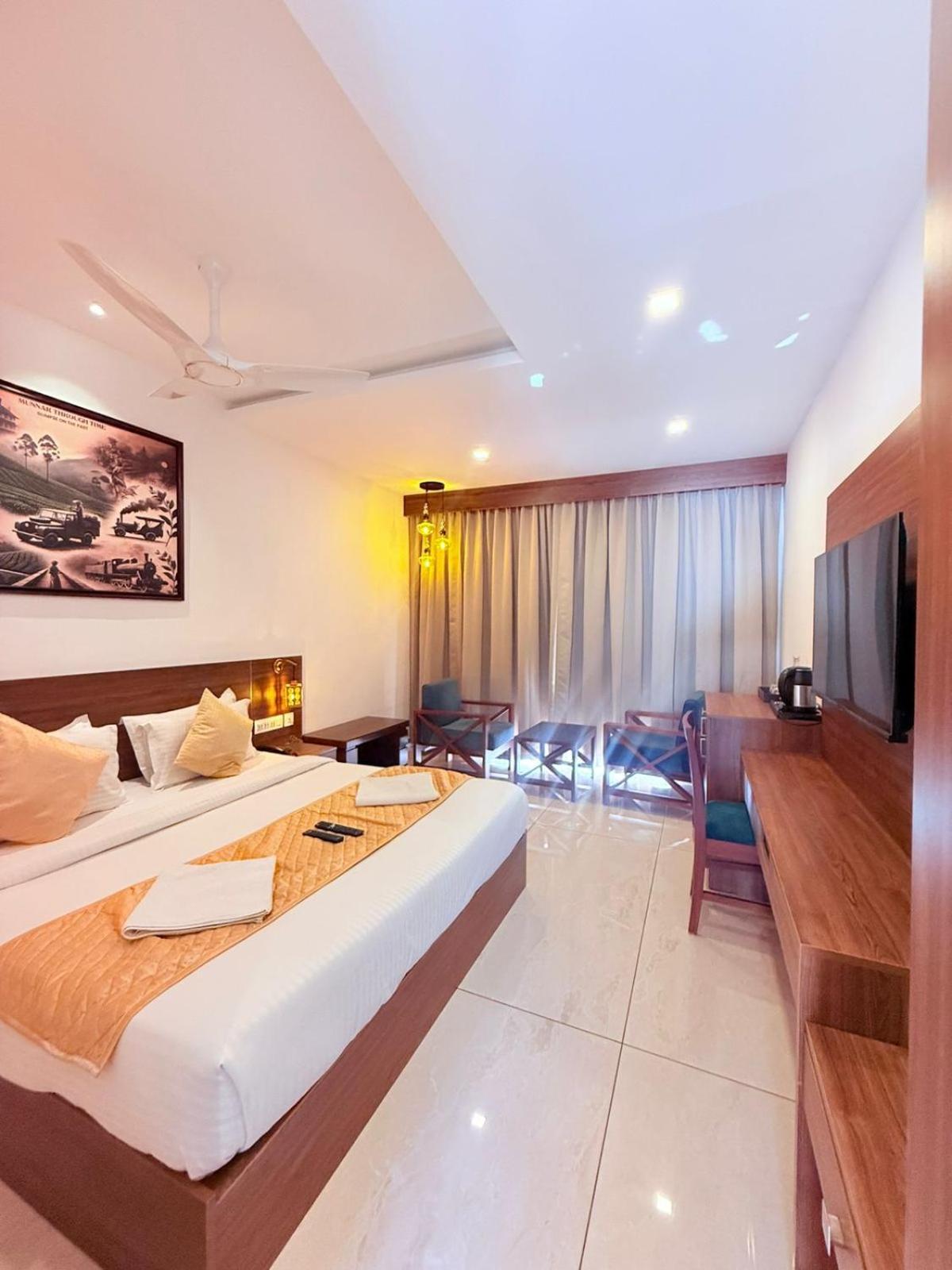 Skylark Holidays Premium Munnar
