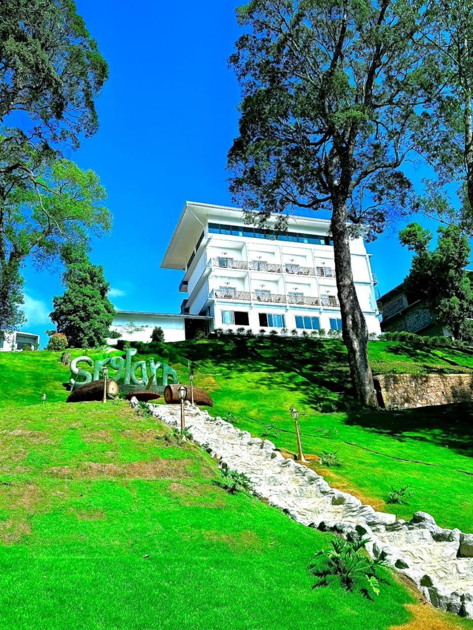 Skylark Holidays Premium Hotel 4*