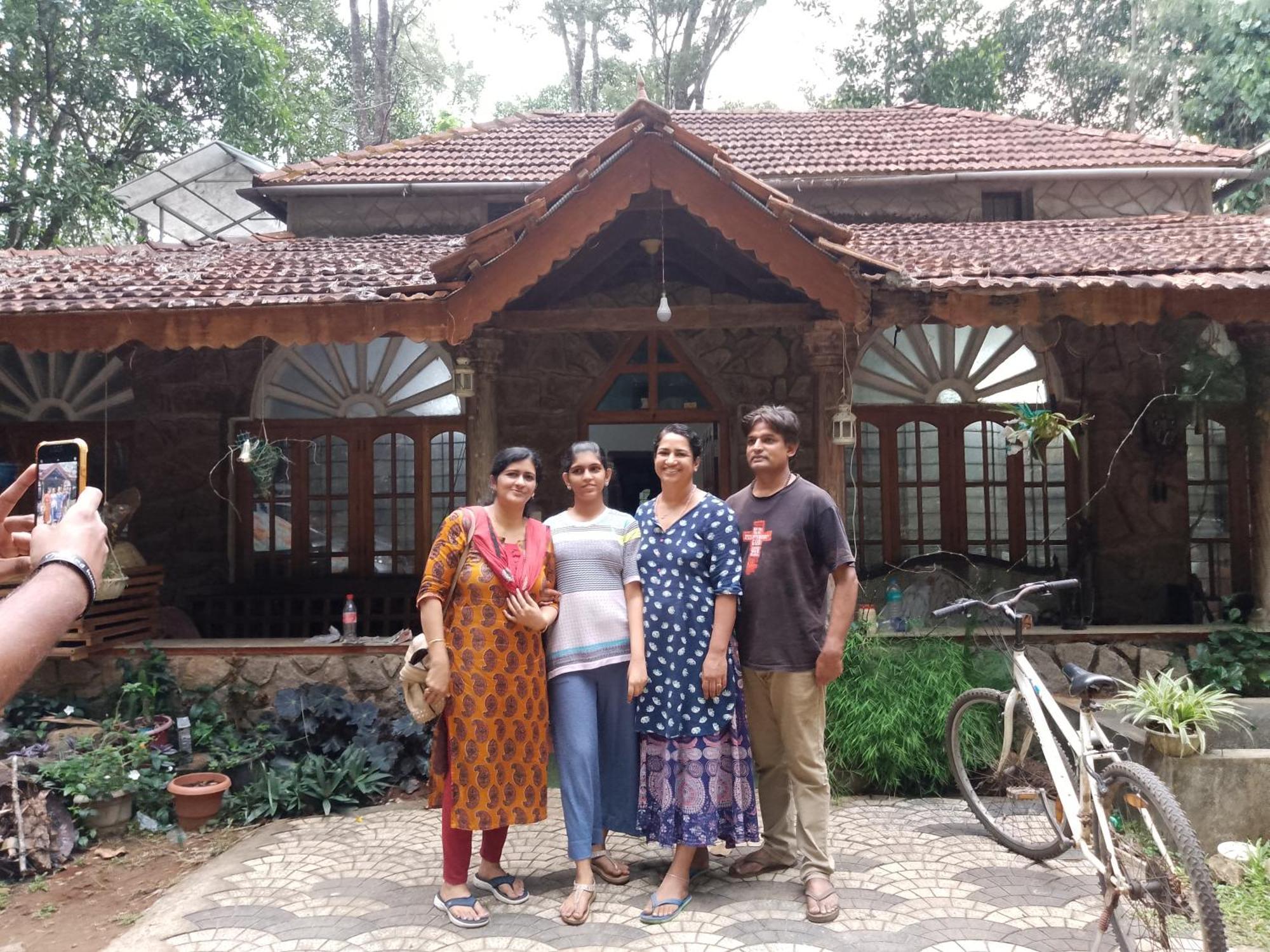 Jungle Jive Treehouse And * Munnar