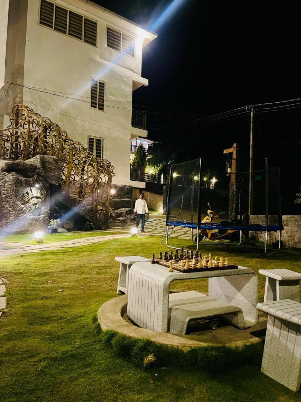 Skylark Holidays Premium 4*