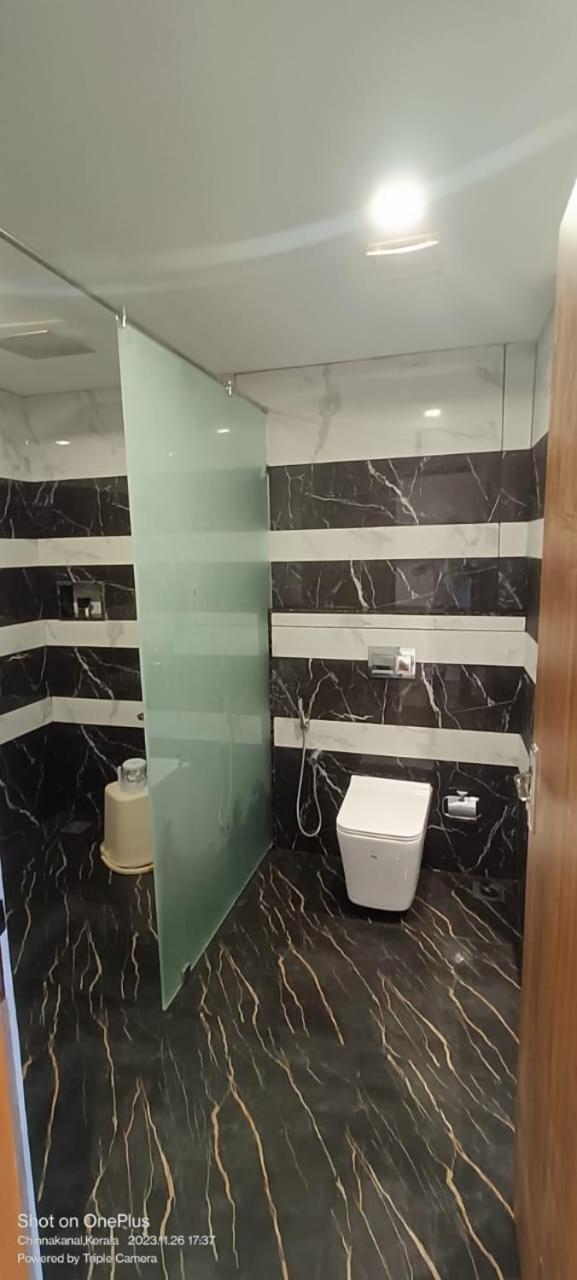 Hotel Skylark Holidays Premium