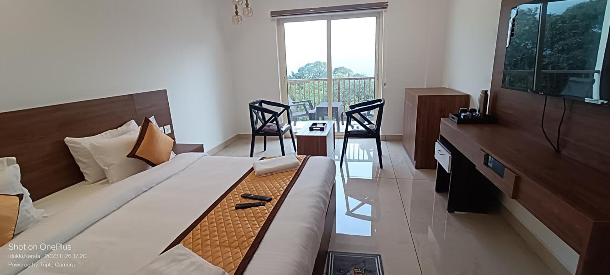 Hotel Skylark Holidays Premium 4*