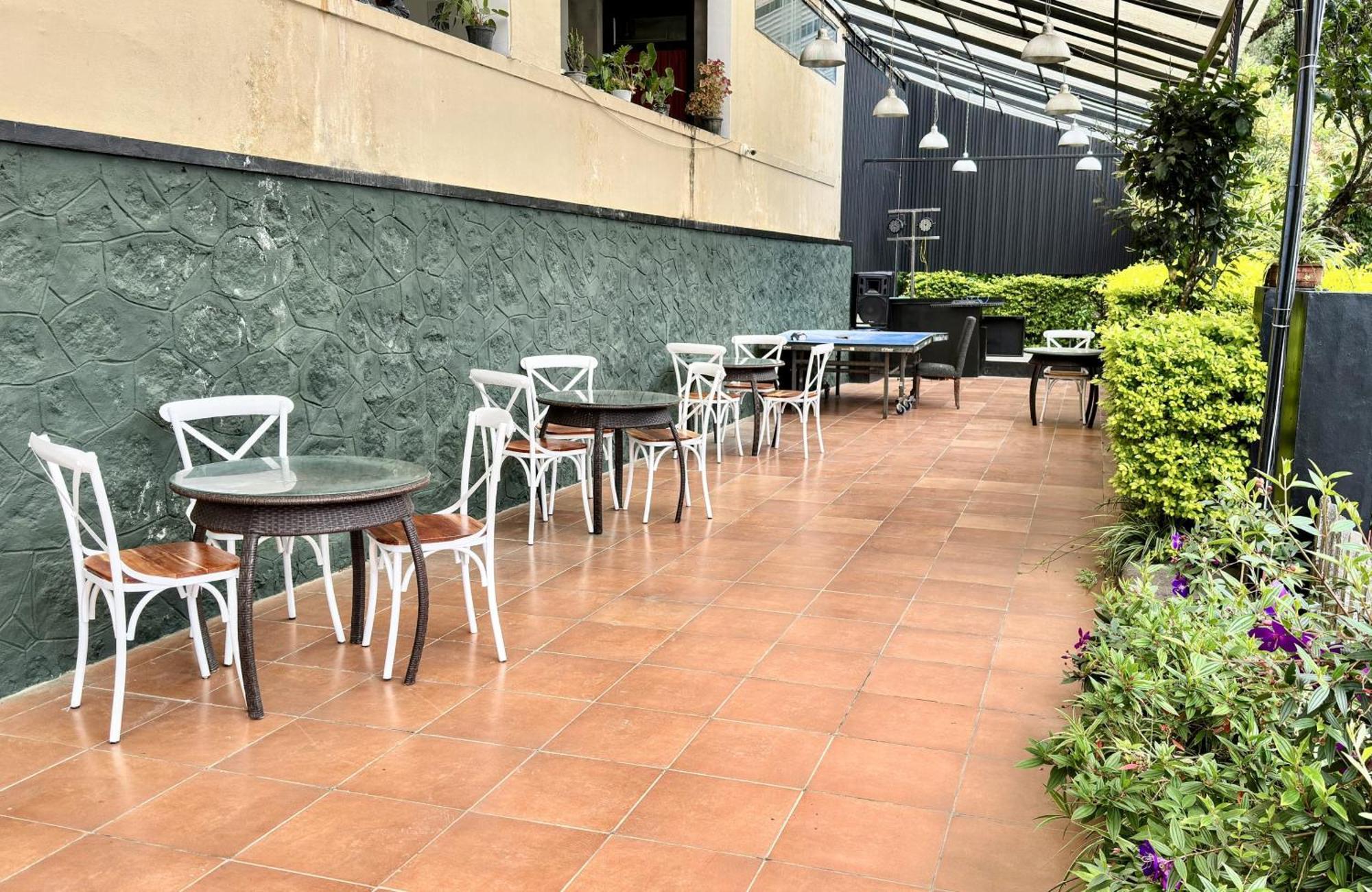 Veu Retreat Hotel