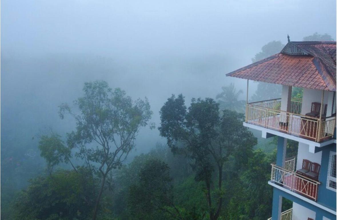 Lazo Golden Valley , Hotel Munnar