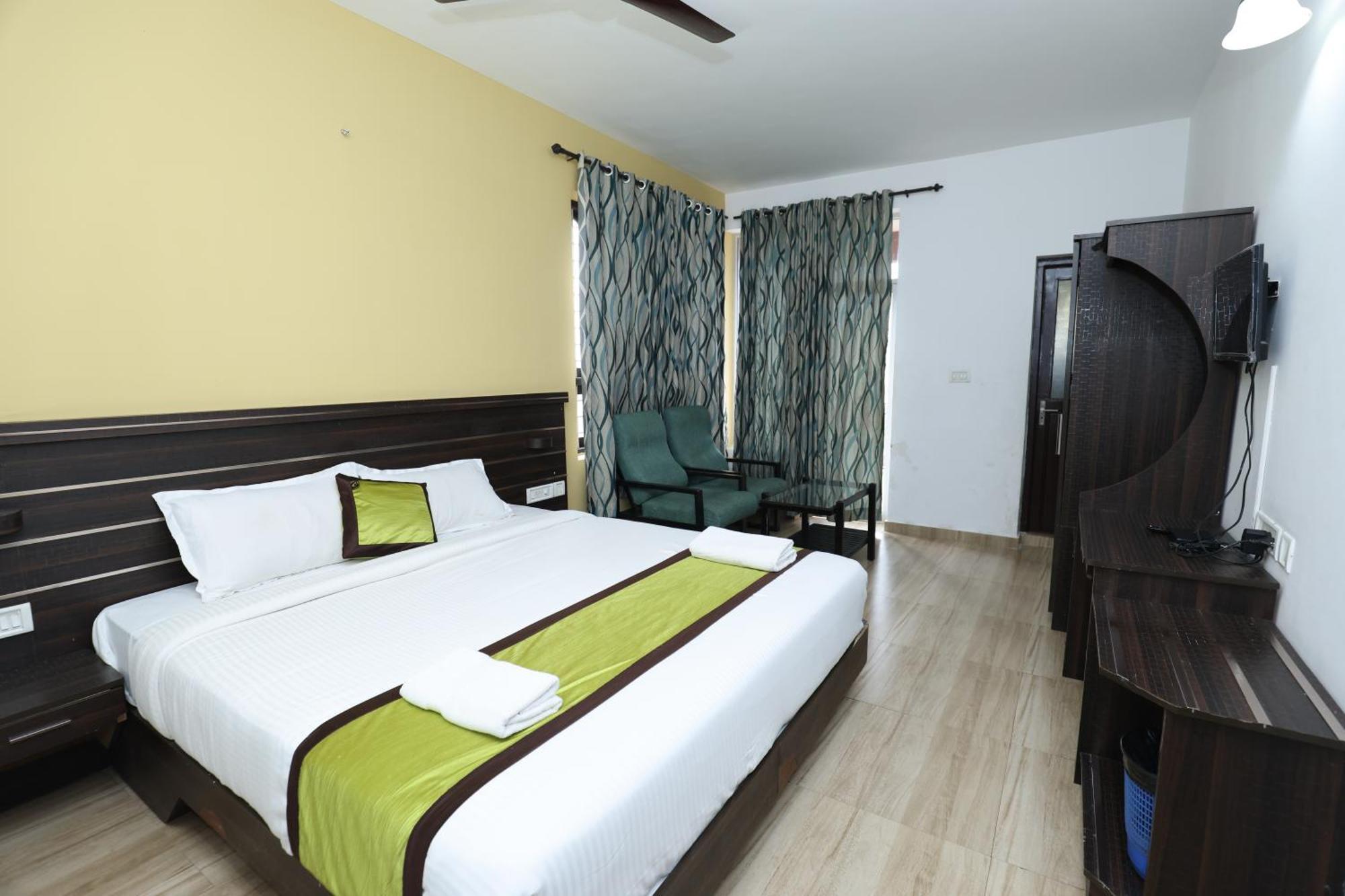 Lazo Golden Valley , 2*