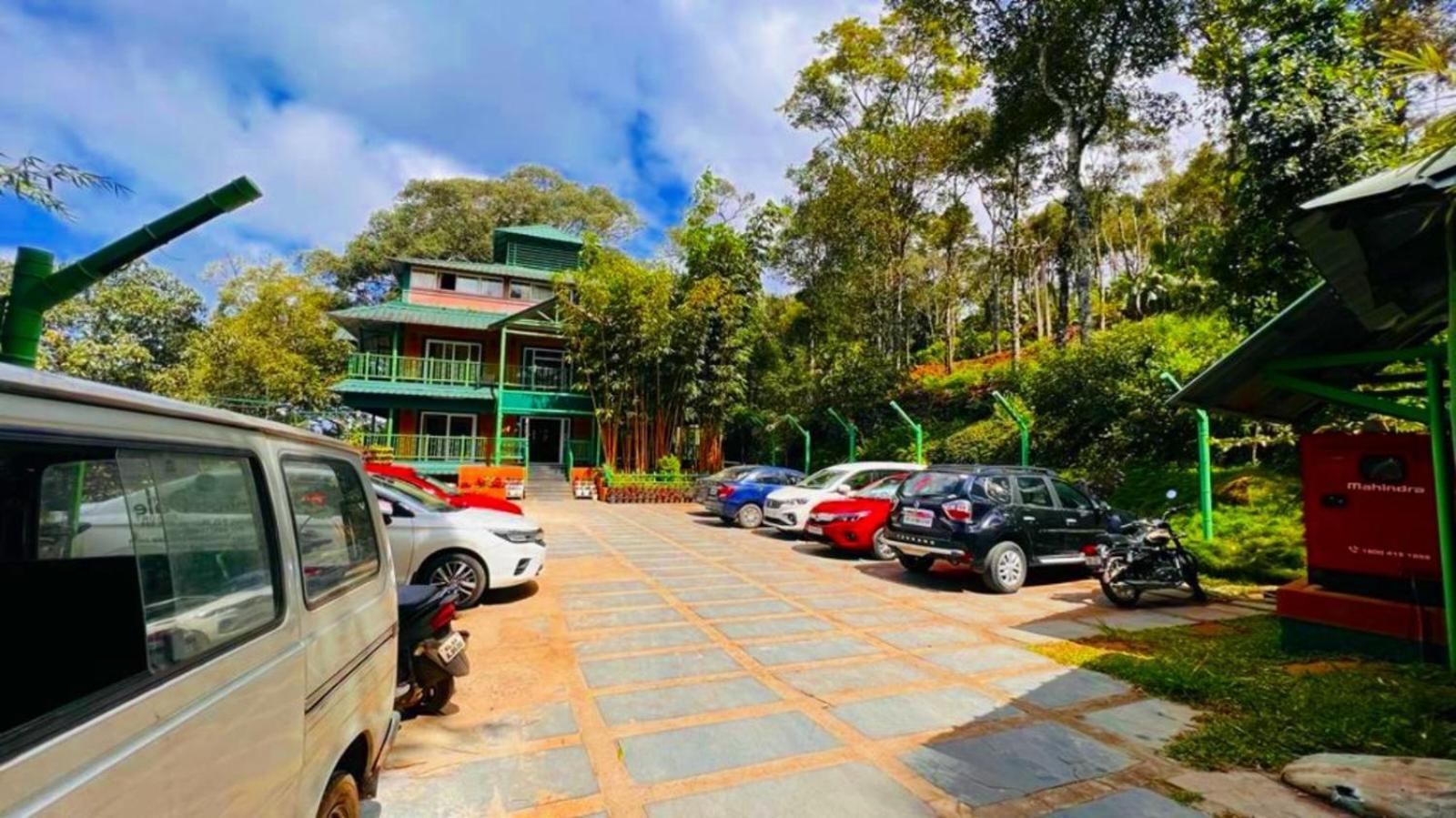 Bamboo Dale Resort, 2* Munnar