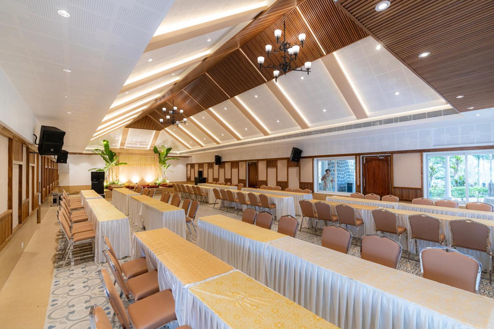 Le Montfort Resort 5*