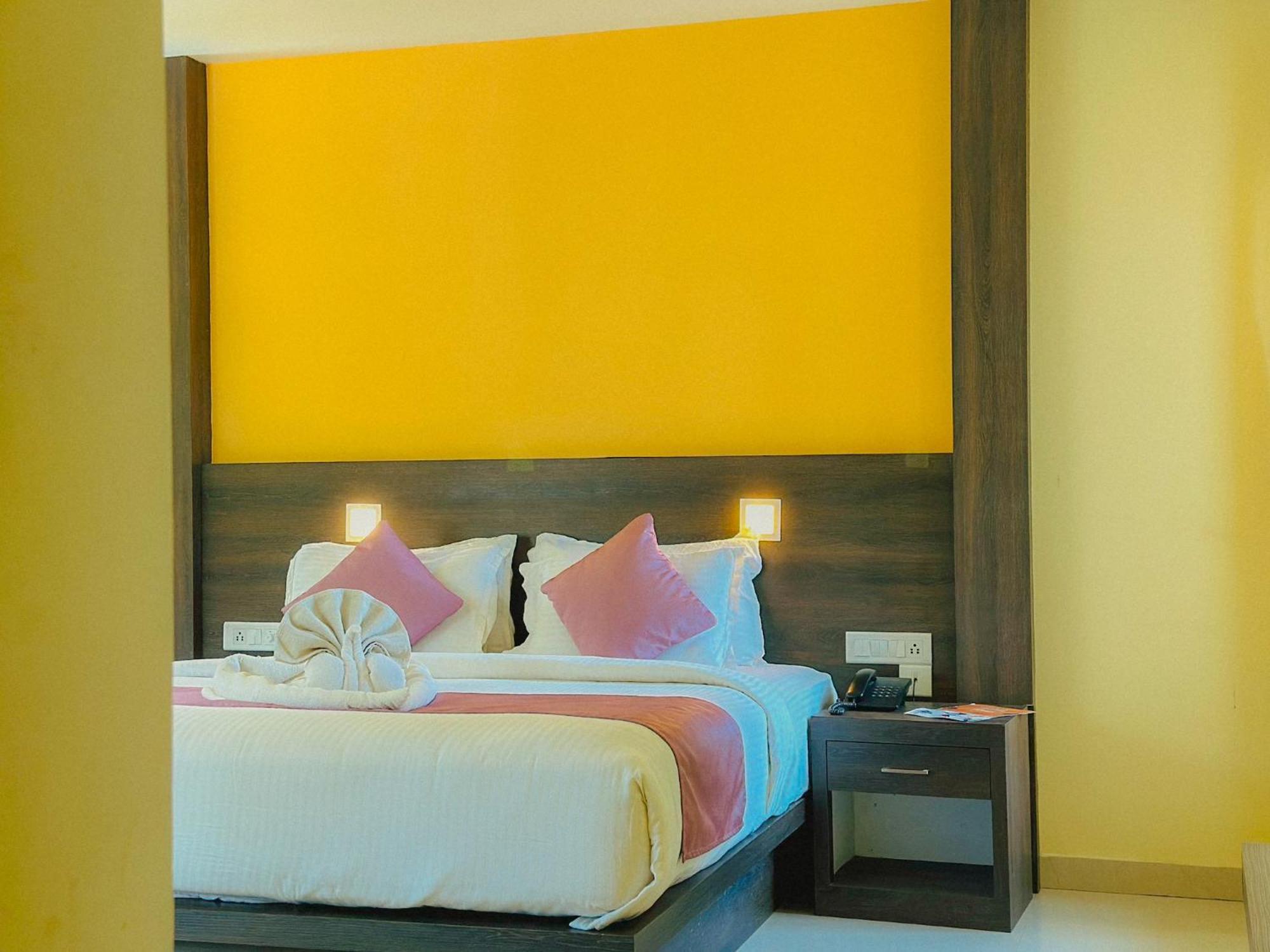 Hotel The Heights 4*