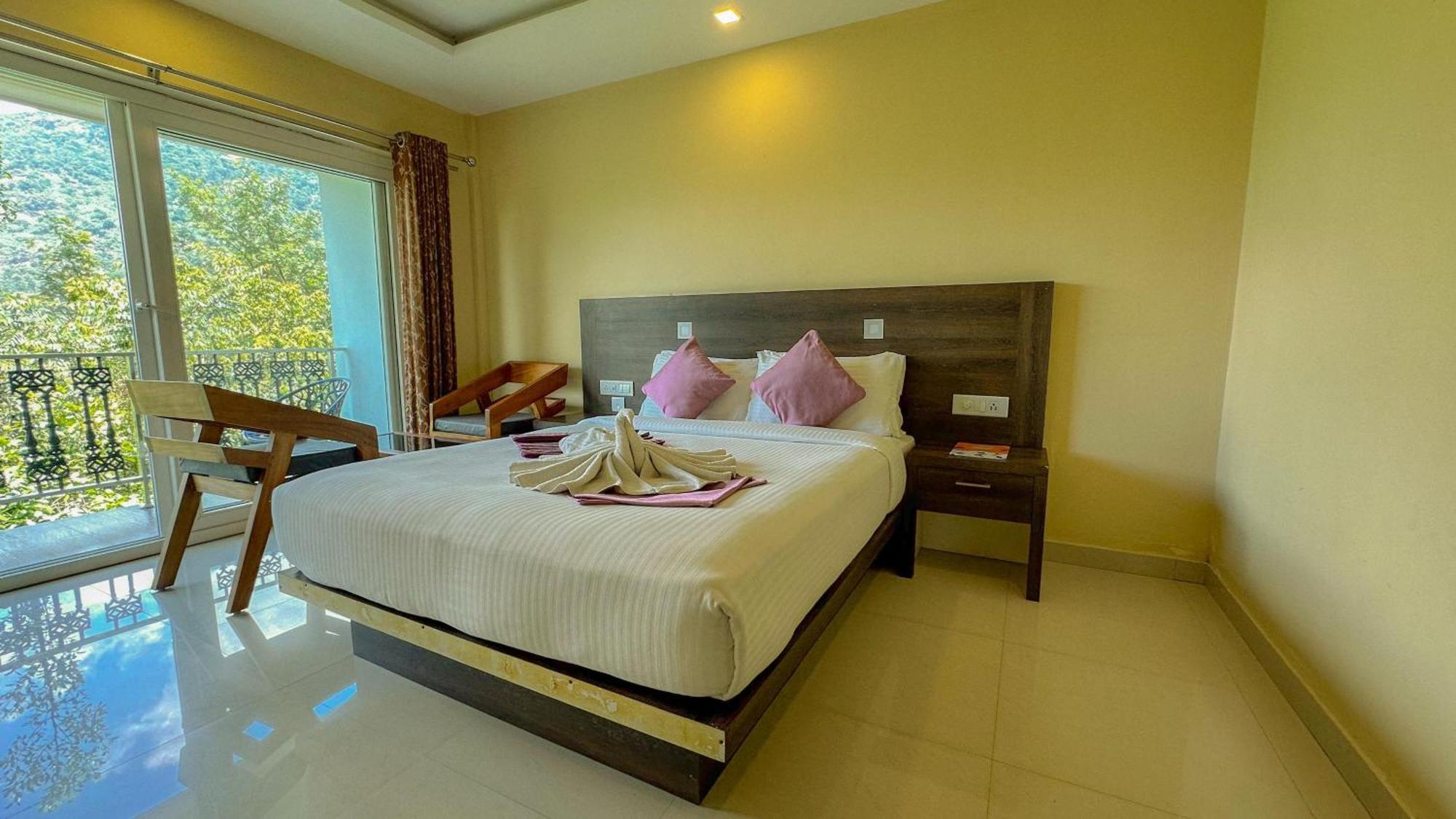 Hotel The Heights