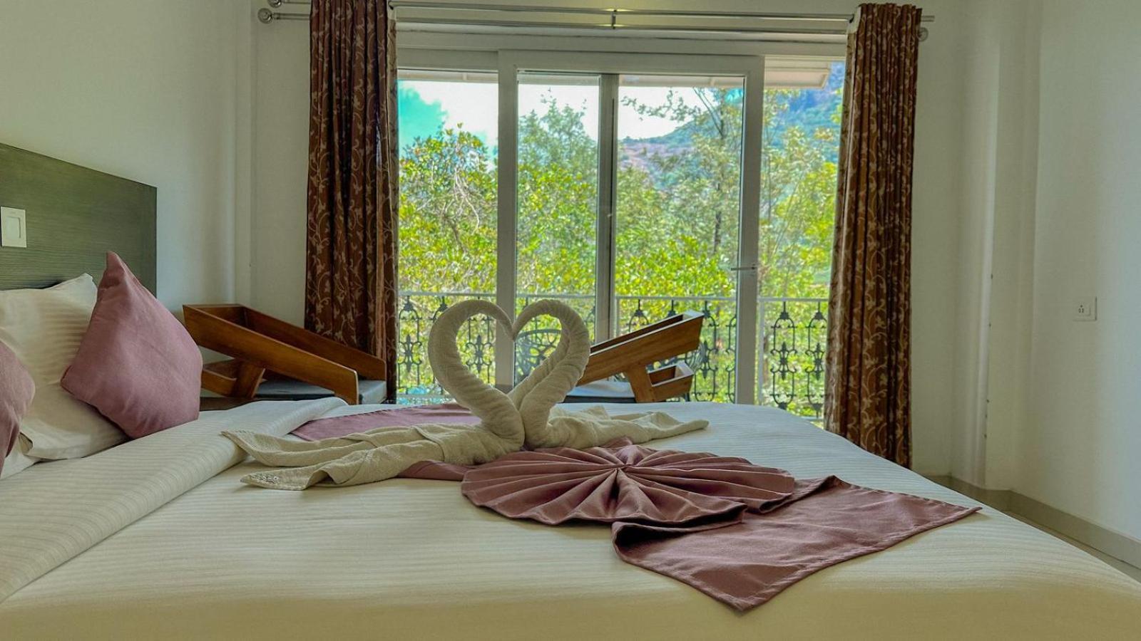 The Heights Hotel 4*