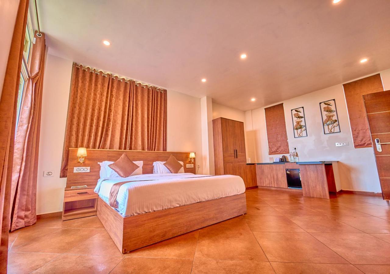 Resort Areva Plantation With Pool By Voye Homes Munnar