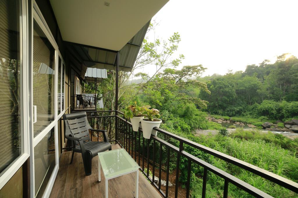 Moselberg Riverside Villa Munnar