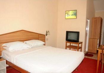 Lakezone Holiday Munnar