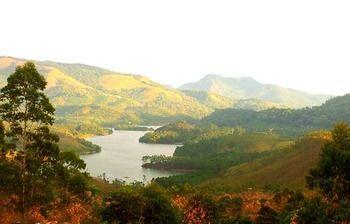 Resort Lakezone Holiday Munnar