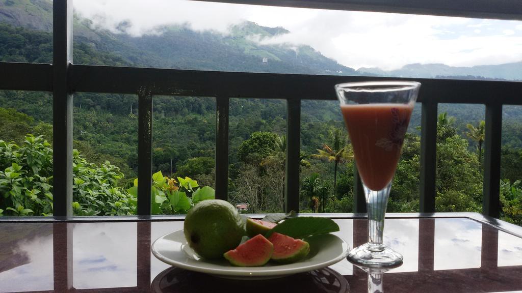 Homestay Mistletoe & Cafe Munnar