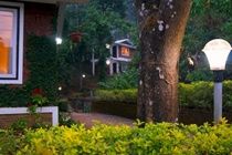 Hotel Falling Waters 3*