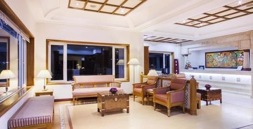 Issacs Residency Hotel Munnar