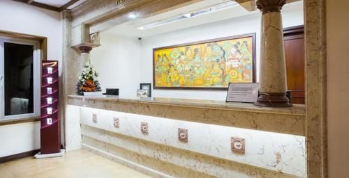 Issacs Residency Hotel 3*