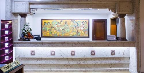 Hotel Issacs Residency