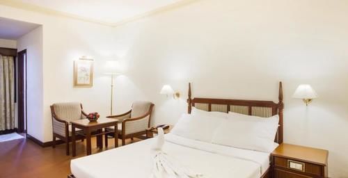 Issacs Residency Hotel