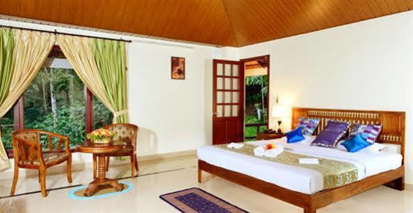 Hotel Violet Woods