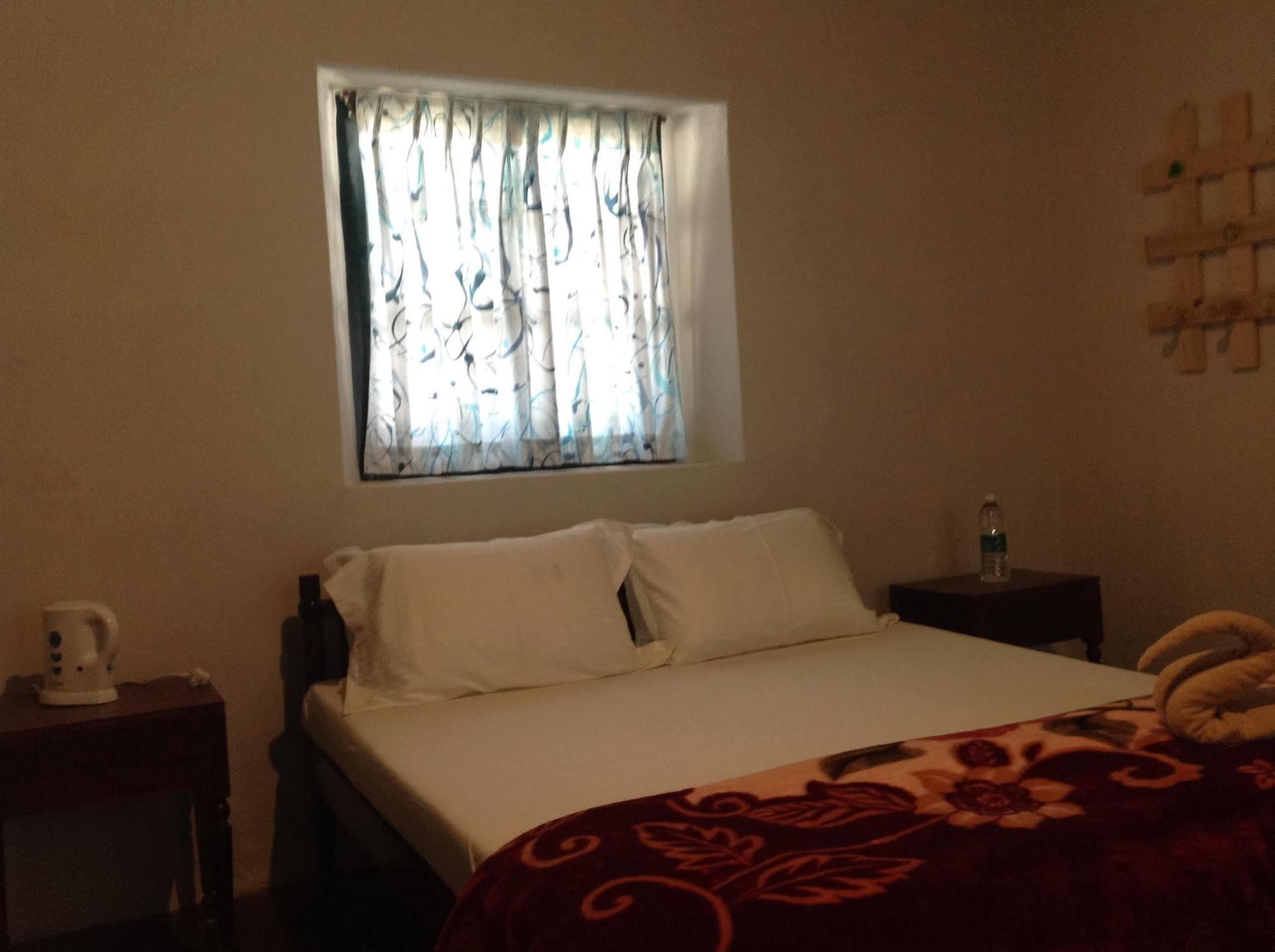 Hotel Chai 2*