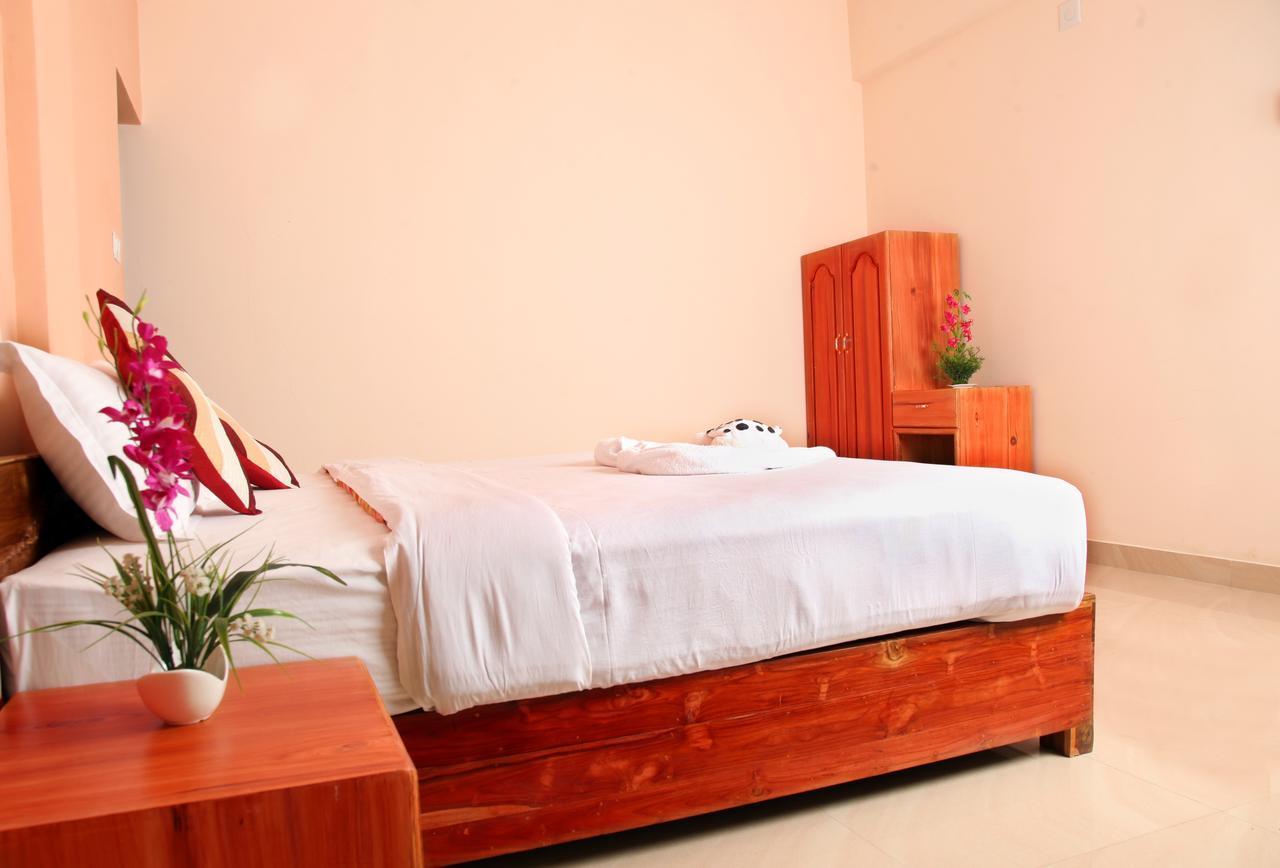 Pine Tree Hotel 3*