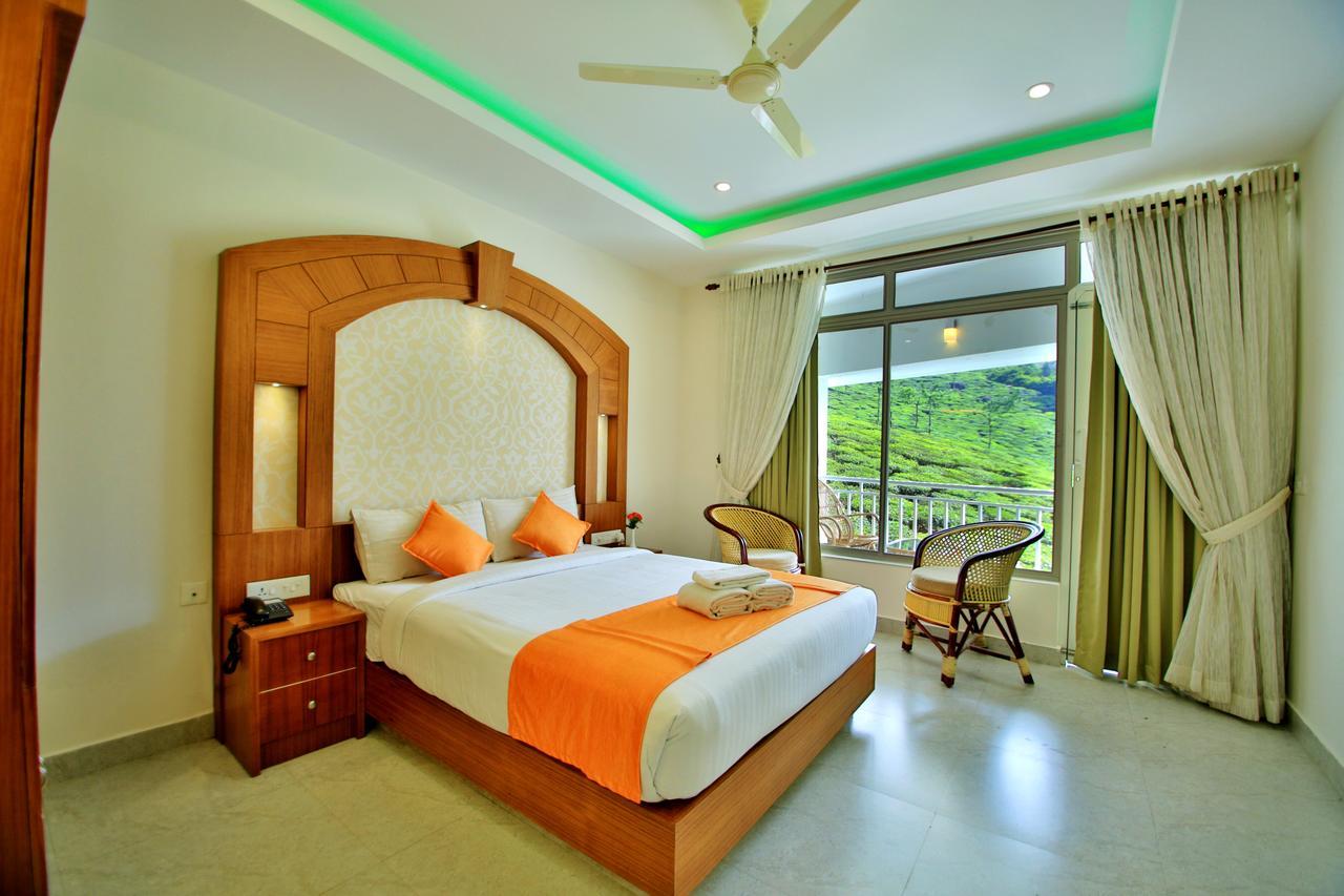 Monsoon Grande Hotel Munnar