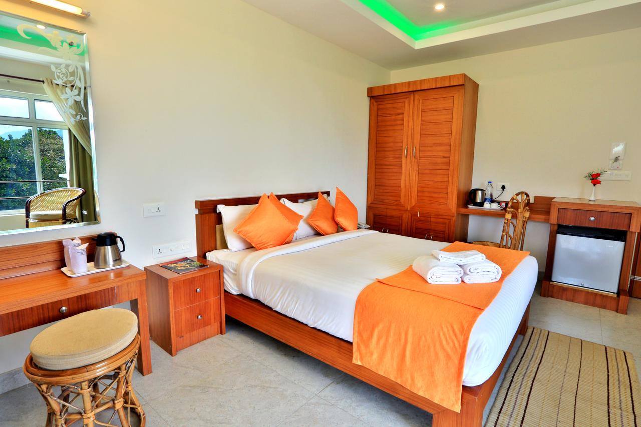 Monsoon Grande Hotel Munnar