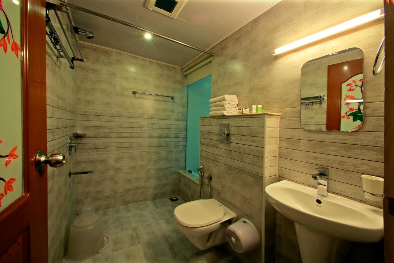 Monsoon Grande Hotel 4*