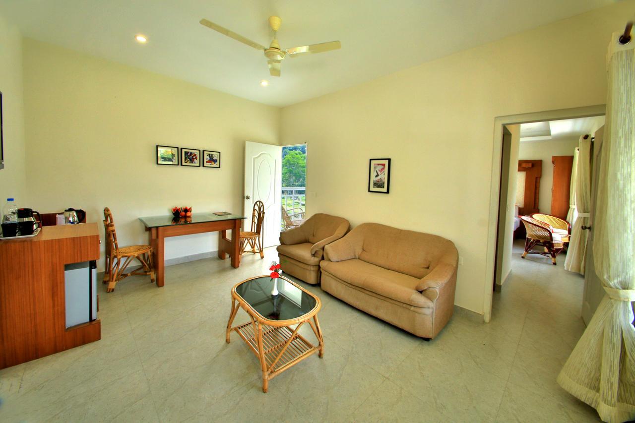 Hotel Monsoon Grande Munnar