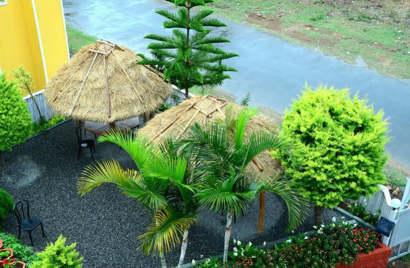 Lakezone Holiday