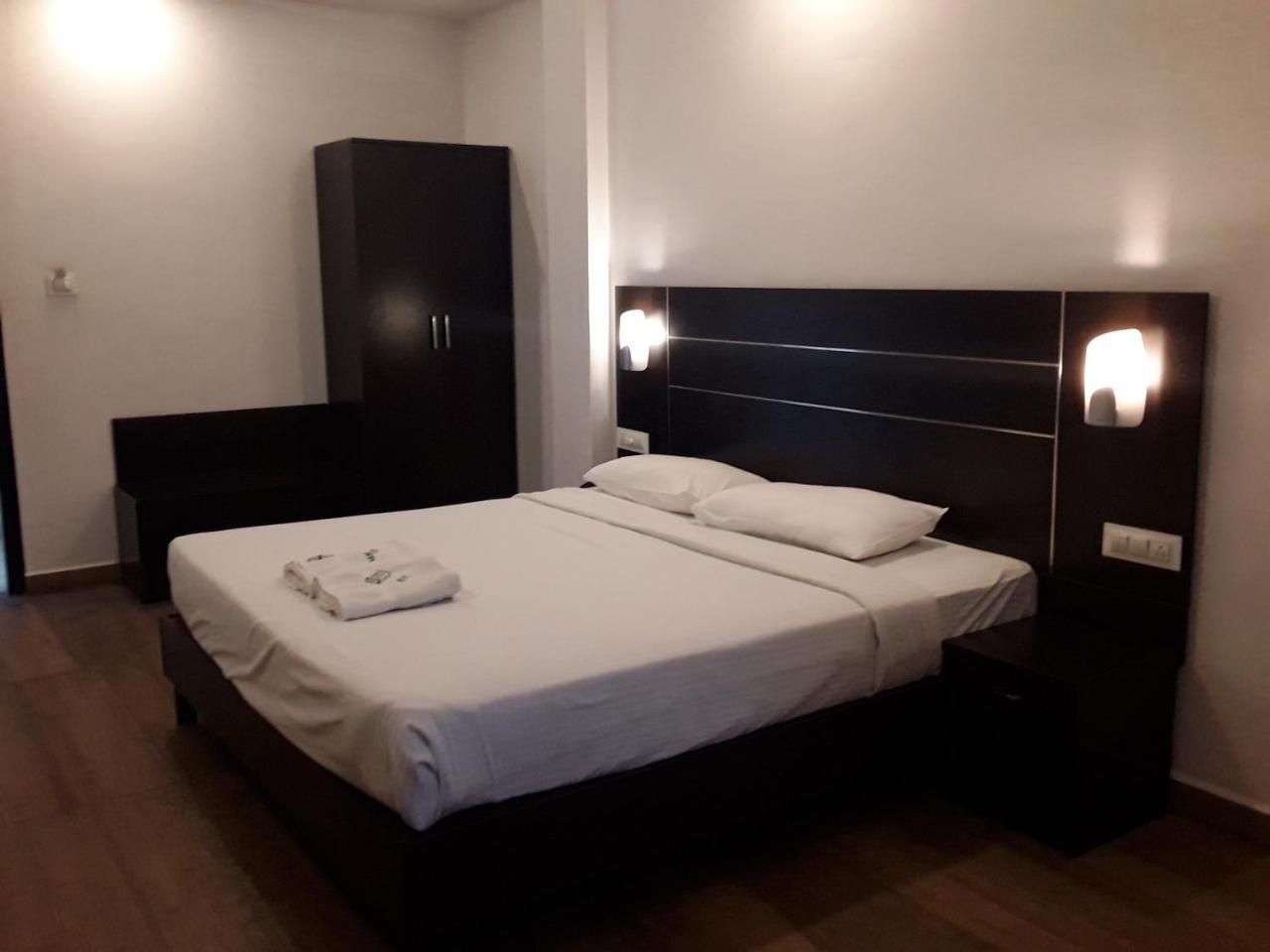 Jays Hotel