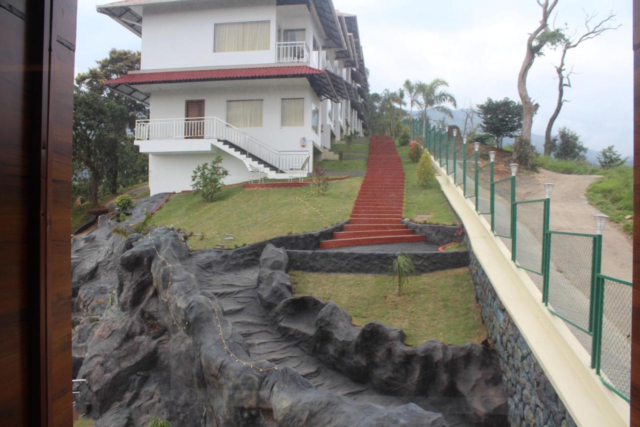 The Lakeview Munnar Munnar